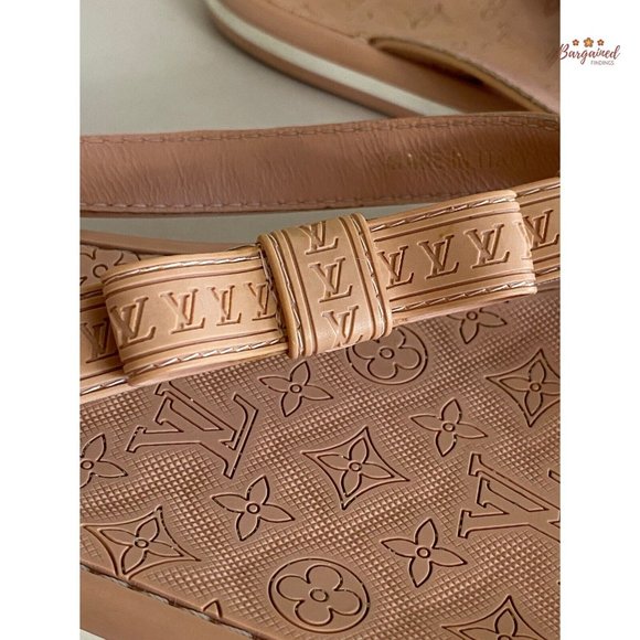 Authentic Louis Vuitton Pink Monogram Embossed Rubber Flip Flop Sandals 36.5/6.5 - Picture 2 of 13